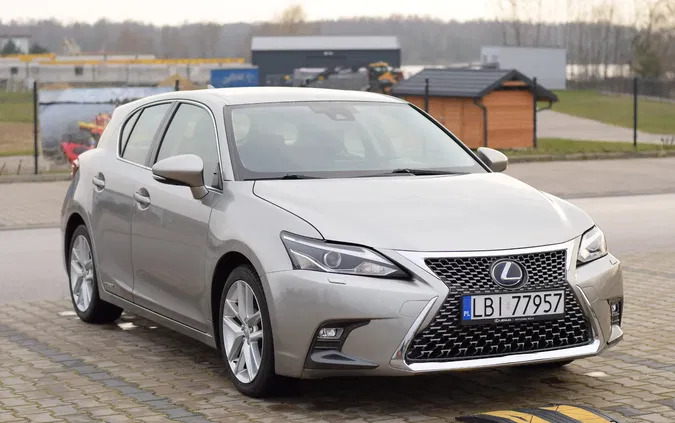 samochody osobowe Lexus CT cena 80000 przebieg: 112000, rok produkcji 2018 z Piława Górna